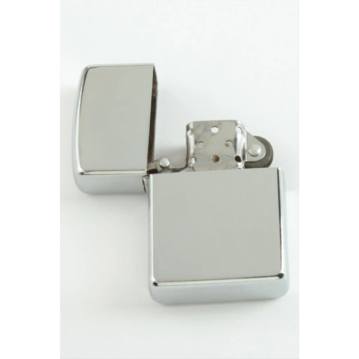 ieg™ Gümüş Renkli Çakmak