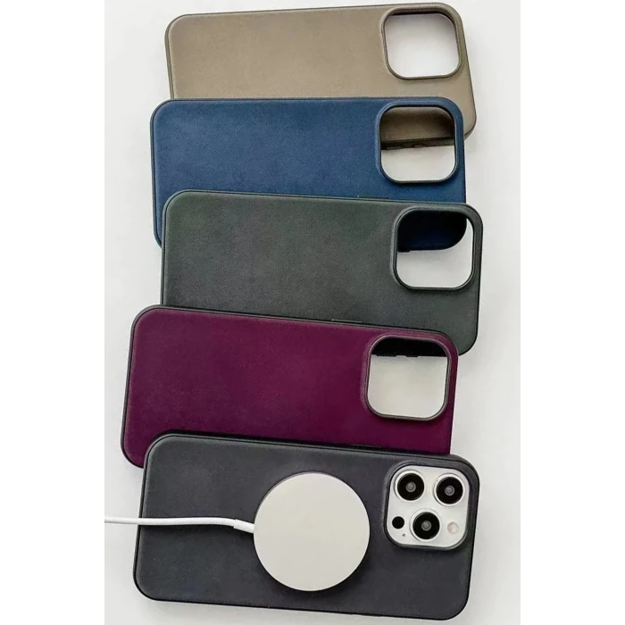 ieg™  iPhone 15 Pro Max Kılıf Karen Magsafe Kapak - Siyah