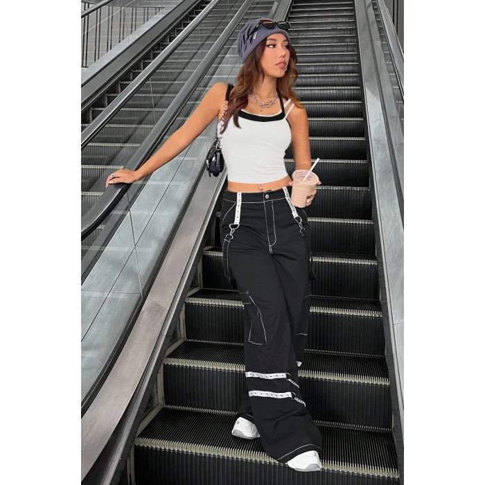 ieg™ Kadın Siyah Beyaz Çift Renk Çapraz Askılı Crop Top Bluz