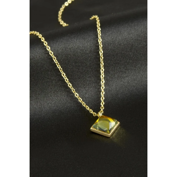 ieg™ Kare Cam Kolye