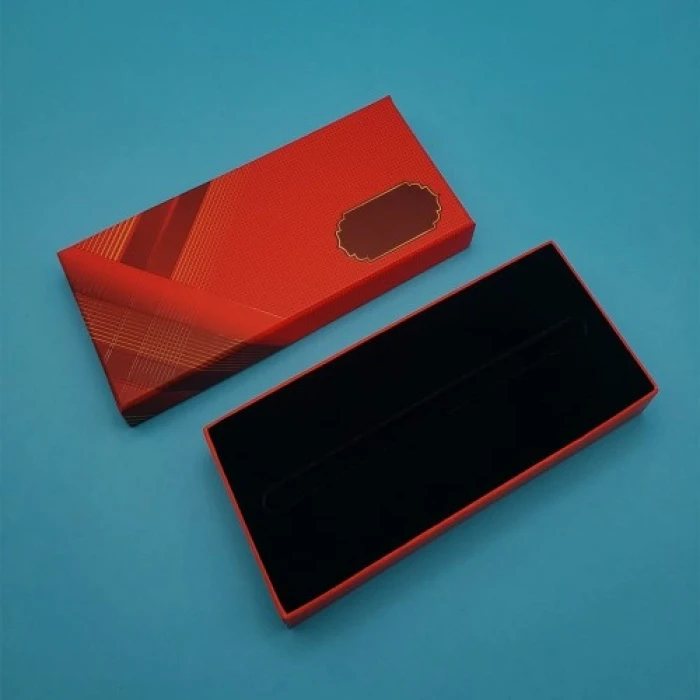 ieg™ Kırmızı Kalem Kutusu