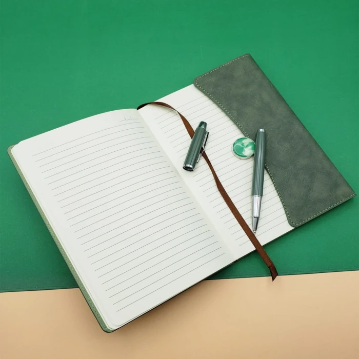 ieg™ Özel Kutulu Deri Defter Ve Roller Kalem Seti Yeşil