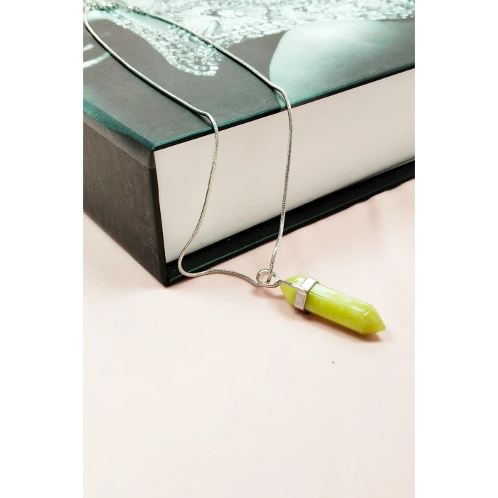İEG Peridot Doğal Taşı Zincirli El Yapımı Tasarımlı Kolye Uç: 3,5 cm Zincir: 20 cm Kutulu
