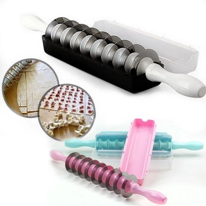 ieg™ Pratik 9 Bıçaklı Mantı Kesme Merdanesi