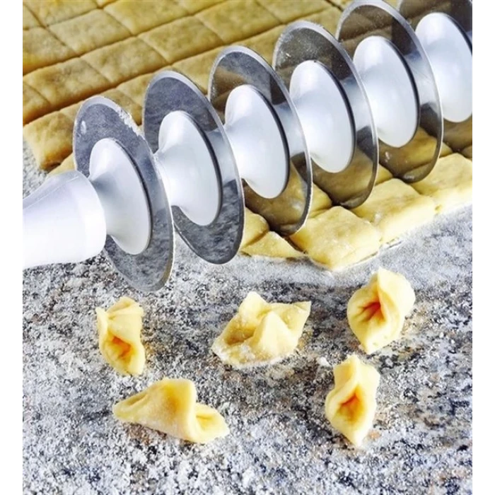 ieg™ Pratik 9 Bıçaklı Mantı Kesme Merdanesi