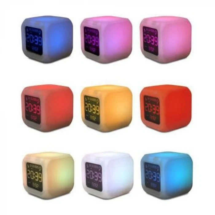 ieg™ Renk Değiştiren Küp Saat
