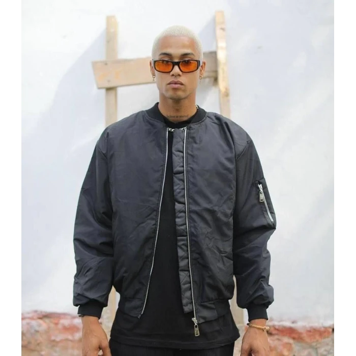 ieg™      Siyah Bomber Mont – Su İtici Kumaş, Kapitone Astarlı, Fermuarlı -