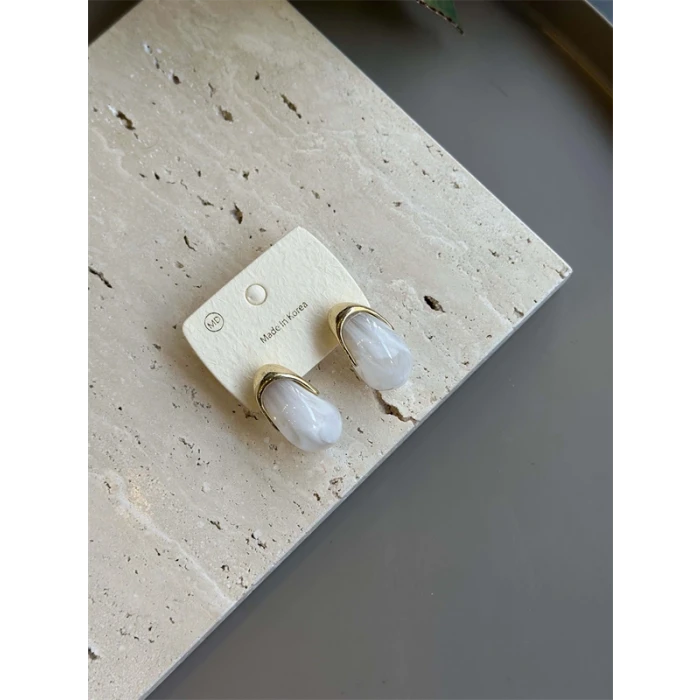 ieg™ Taşlı Küpe - Beyaz