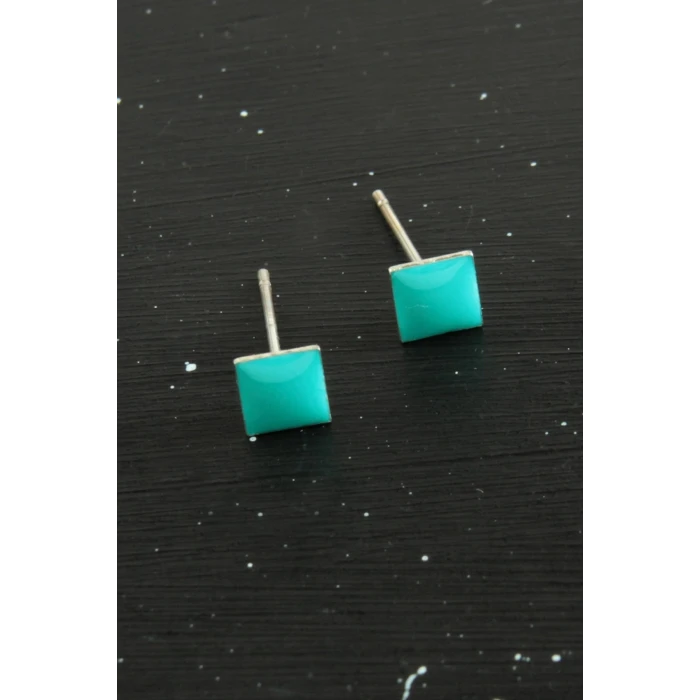 Kare Mineli Minik Küpe