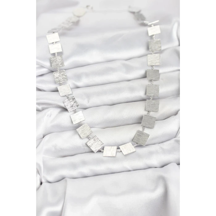 ietaks™ Kare Plaka Model Gümüş Renk Kadın Kolye