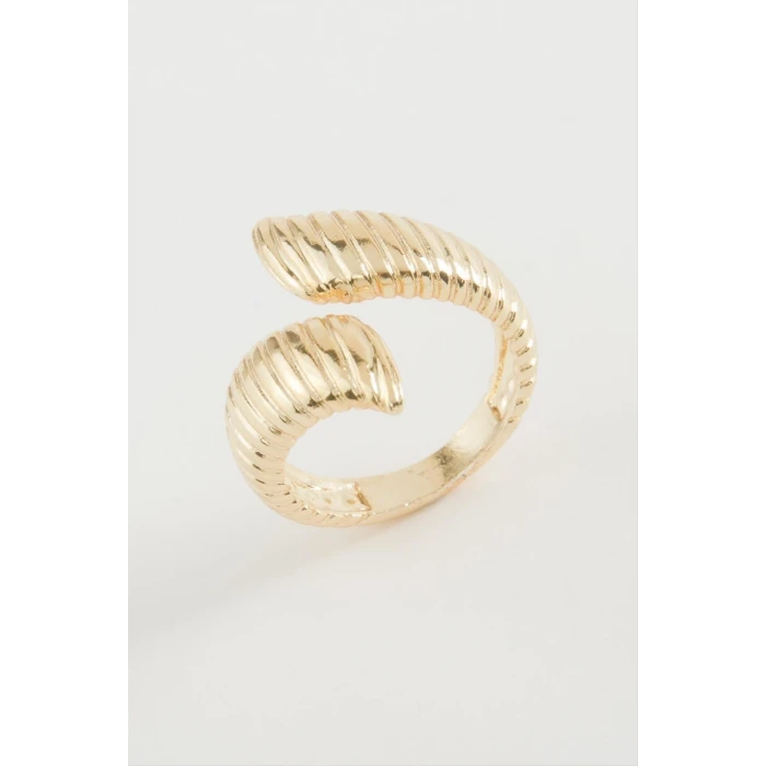 Oval Çizgili Metal Yüzük