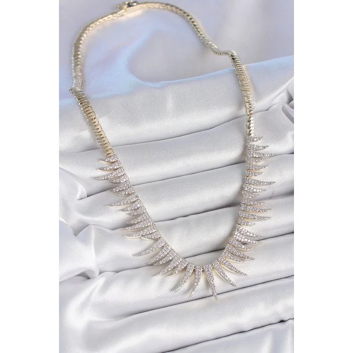 Pirinç Gold Renk Zirkon Taşlı Sivri Model VIP Seri Kadın Kolye