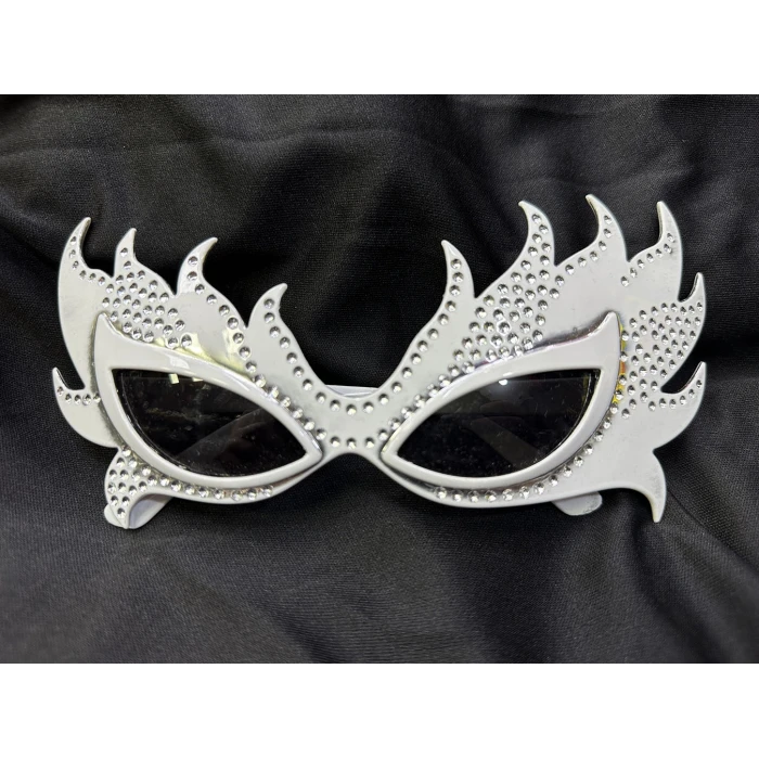 Taşlı Göz Kamaştıran Gecenin Yıldızı Beyaz Parti Alev Gözlük