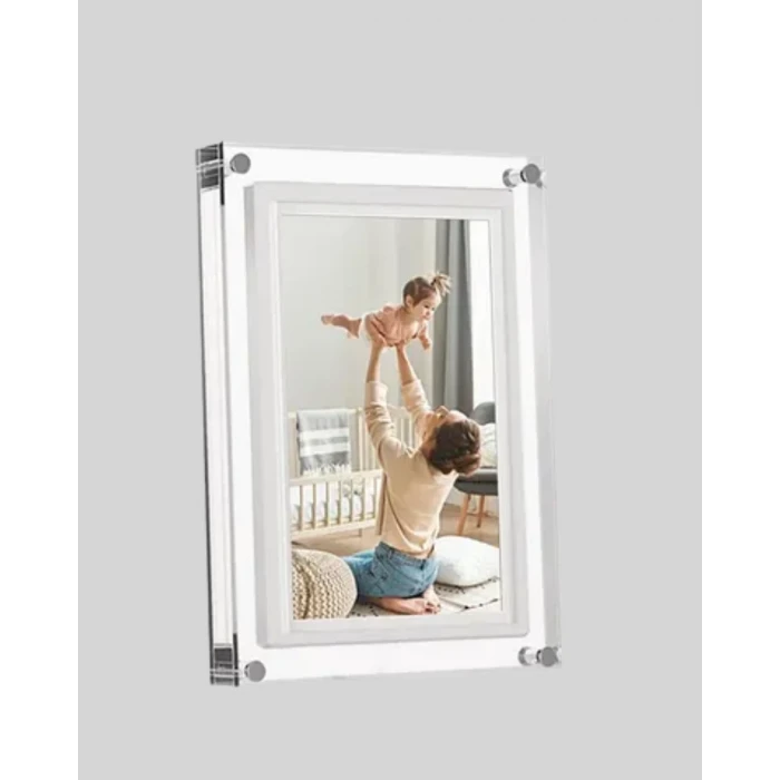 USB-C ile Hızlı Şarj ve Veri Aktarımı – 7 İnç Dijital Görüntü Çerçevesi