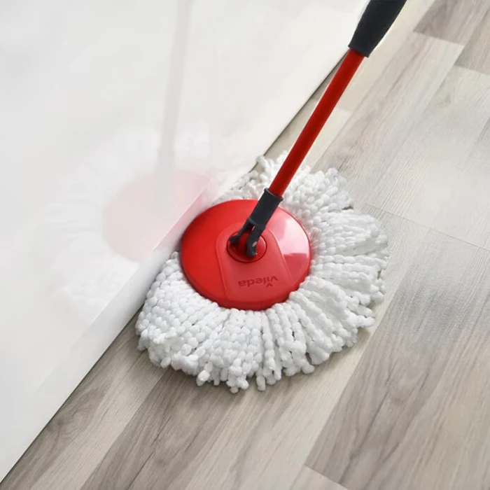 Vileda Turbo Yedek Mop Başlığı – Üçgen Şekilli, Mikrofiber, 60°C’de Yıkanabilir, Tüm Yüzeylerde Etkili Temizlik