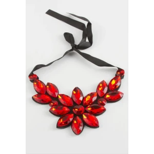 Çiçek Taşlı Yaka Kolye