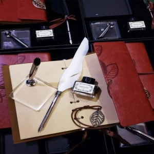 Divit Hokka Defter ve Tüylü Kalem Seti