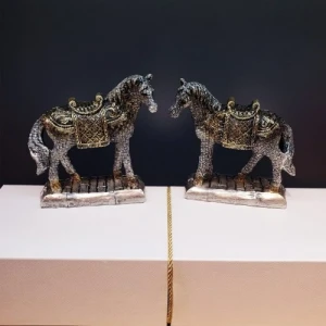 ieg™  Dekoratif At Biblosu