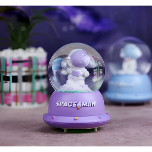 ieg™ Küçük Astronot Işıklı Kar Küresi
