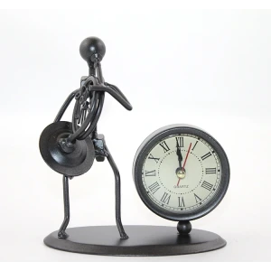 ieg™ Metal Müzisyen Saat Model 1