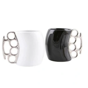 ieg™ Muşta Tasarımlı Seramik Kupa