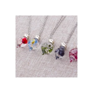 ieg™ Sulu Fanus Canlı Kolye