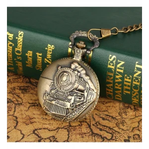 ieg™ Tren Temalı Köstekli Saat