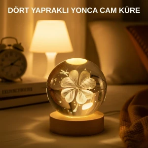 ieg™ USB Bağlantılı Yonca Bitkili Cam Küre Ahşap Altlıklı Dekoratif Lamba