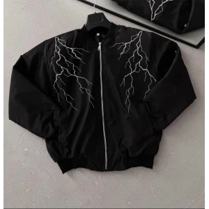 ieg™ Yıldırım Baskılı Uzun Kol Bomber Ceket - Siyah