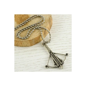 Ok Figürlü Metal Kolye