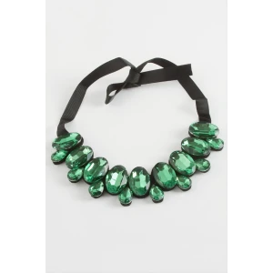 Oval Taşlı Yaka Kolye