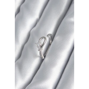 Pirinç Gümüş Renk Zirkon Taş Detay Kurdele Model Kadın Yüzük - TJ-BYK2992