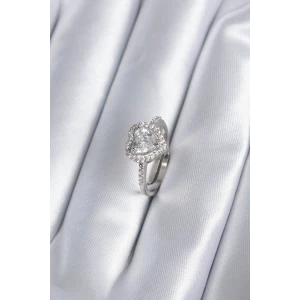 Pirinç Gümüş Renk Zirkon Taşlı Kalp Charm Model Kadın Yüzük