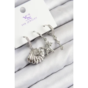 Pirinç Zirkon Taşlı 3lü Yıldız Ve İstiridye Model Gümüş Renk Kadın Küpe