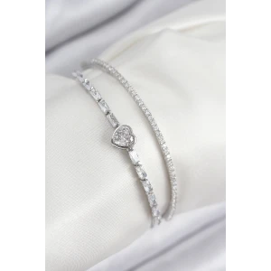 Pirinç Zirkon Taşlı Kalp Model Gümüş Renk Kadın Bileklik - TJ-BB7874