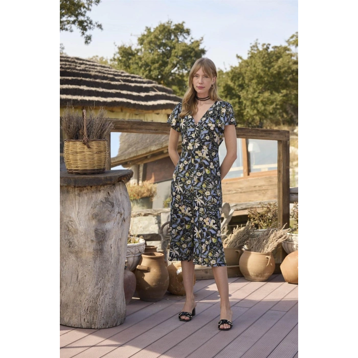 %100 Viskon Desenli Önden Düğmeli Elbise