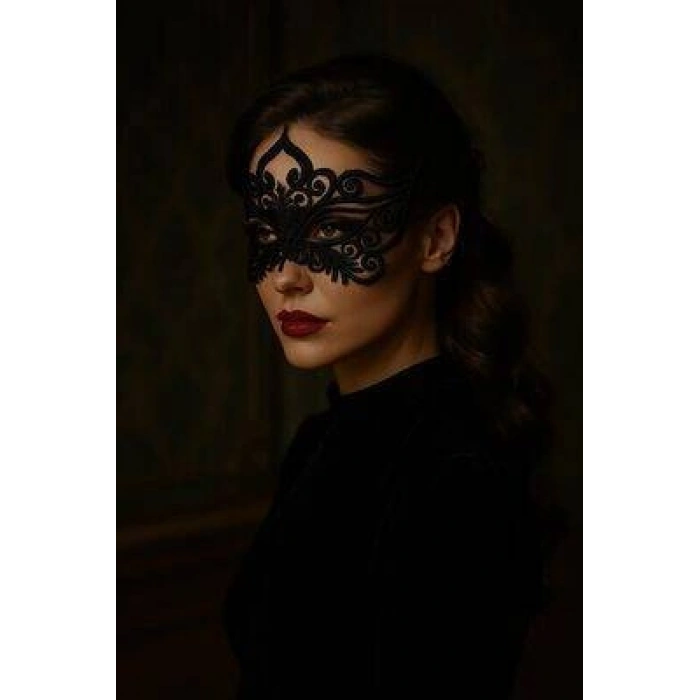 Dantel Maskeli Balo Maskesi