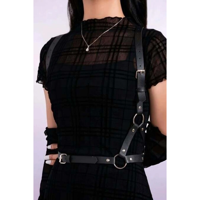 Elbise Üstü Şık Deri Aksesuar - Brf938