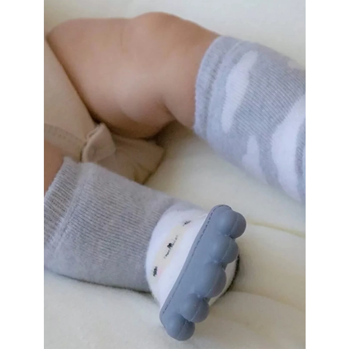 Silikon Diş Kaşıyıcılı Havlu Bebek Çorap Gri