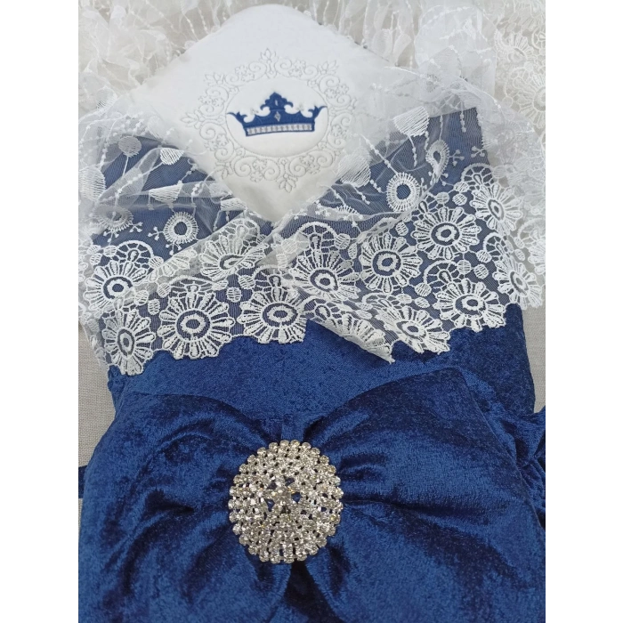 Yenidoğan Saray Kadife Taç Nakışlı İnci Fiyonklu Dantel Duvak Trilüks Kundak Bebek Battaniye Lacivert