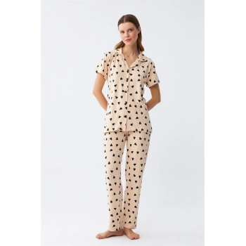 Giyim KADIN KREM RENGİ KALP DESENLİ ÖNDEN DÜĞMELİ PİJAMA TAKIMI