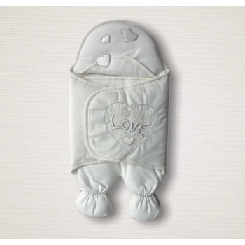 Yenidoğan Lüks Üç Kalp Love Nakışlı Kız Bebek Ayaklı Kundak Bebek Battaniyesi Ekru