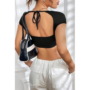Kadın Siyah Sırt Dekolteli Ve Boyundan Bağlamalı Yarım Kol Crop Top Bluz