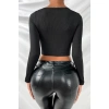 Kadın Siyah Göğüs Dekolteli Çapraz Askılı Uzun Kollu Crop Top Bluz