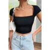 Kadın Siyah Kare Yaka Yarım Kol Göğüs Dekolteli Crop Top Bluz