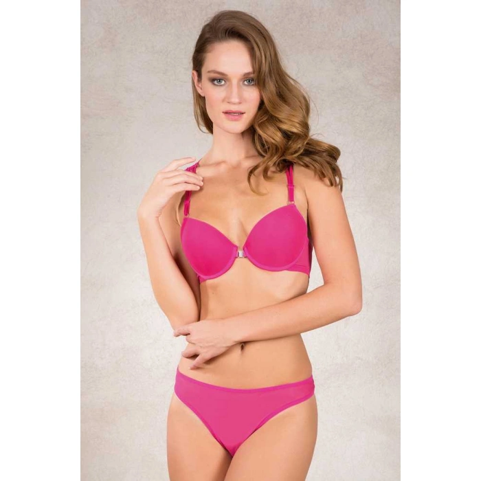 Kadın Balenli Destekli Dolgulu Sırt Detaylı Dantelli Sütyen Ve String Takım