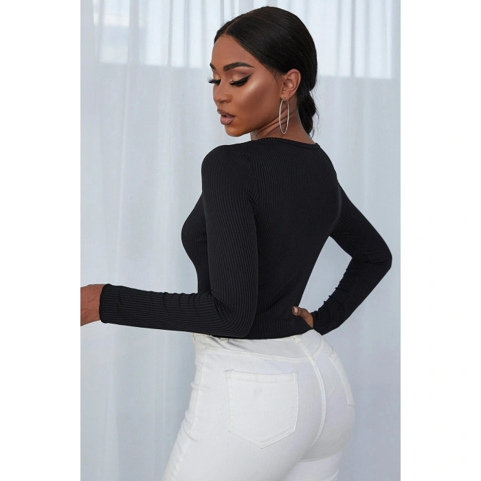 Kadın Siyah Uzun Kollu Düğmeli Göğüs Ve Göbek Dekolteli Crop Top Bluz