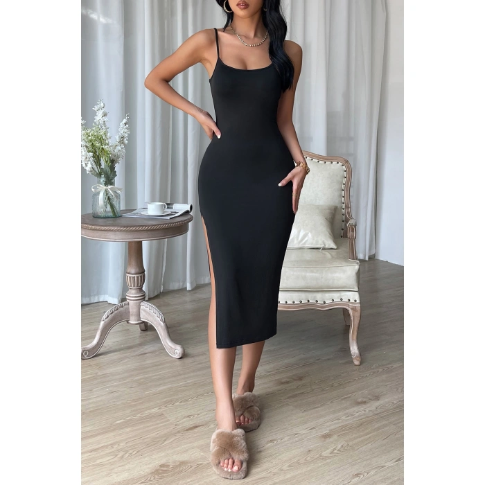 Kadın Siyah Yırtmaçlı Diz Altı Vücüdu Saran Gecelik