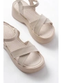 24414-1005 Bej Günlük Çapraz Dolgu Topuk Kadın Sandalet