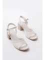 K-13 Beyaz Günlük  Topuklu Kadın Sandalet